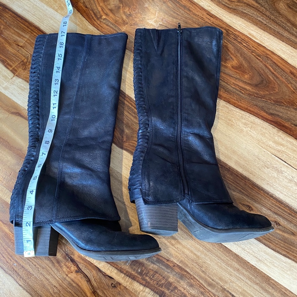 Black Fergalicious boots